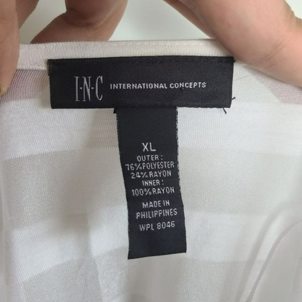INC- Blouse - Picture 5 of 5
